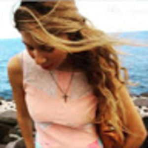 Meet your Posher, Julia elizabeth